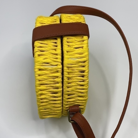 imoshionusa Vegan Yellow Basket Crossbody Bag NWT - Picture 7 of 10